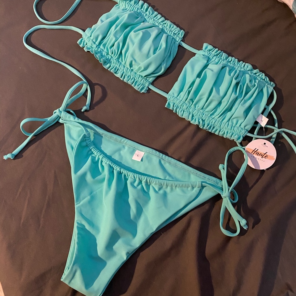 Bandeau Scrunch Bikini